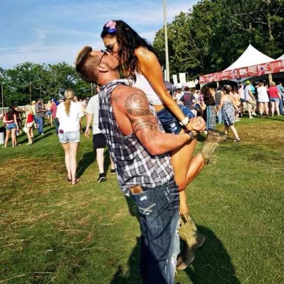 Meet your Posher, Ethan - Picture 4 of 7